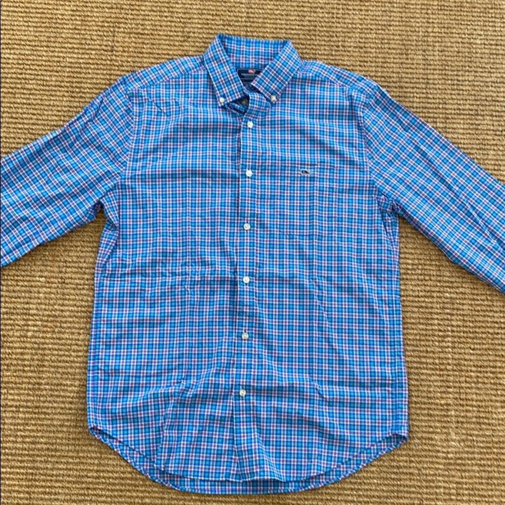 Vineyard Vines Performance fabric LS size M